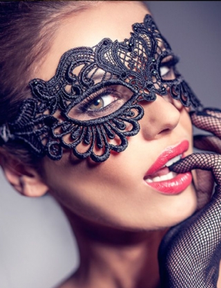 2Pcs Enchanting Sexy Black Lace Eye Mask